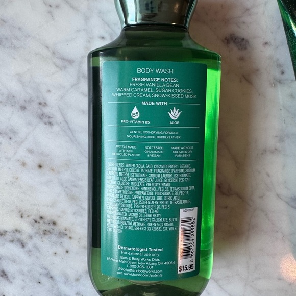 Bath & Body Works Vanilla Bean Noel Body Wash and Lotion Bundle - NEW - Picture 3 of 6